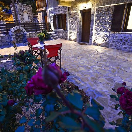 Ξενώνας Στροφυλιά Kato Sinikia Trikalon Exterior photo