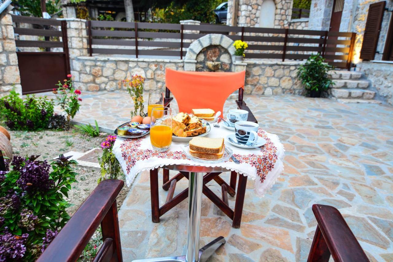 Ξενώνας Στροφυλιά Kato Sinikia Trikalon Exterior photo