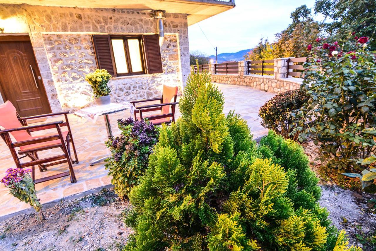 Ξενώνας Στροφυλιά Kato Sinikia Trikalon Exterior photo