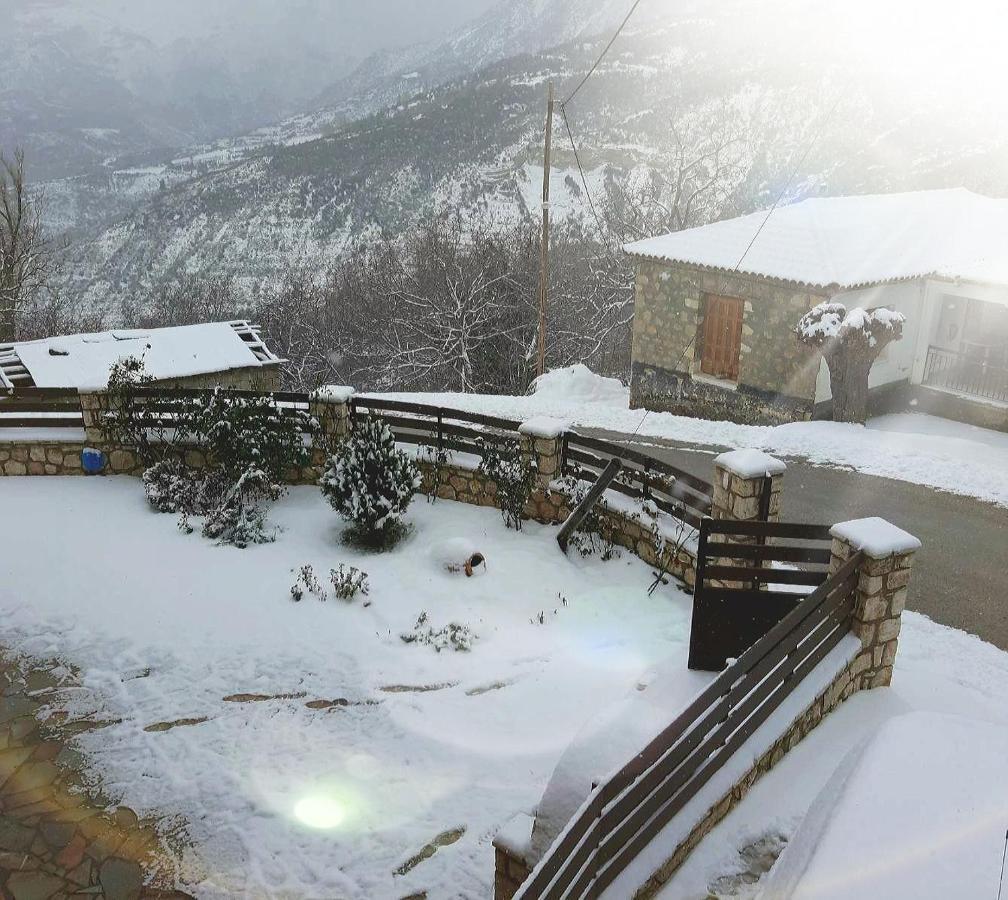 Ξενώνας Στροφυλιά Kato Sinikia Trikalon Exterior photo