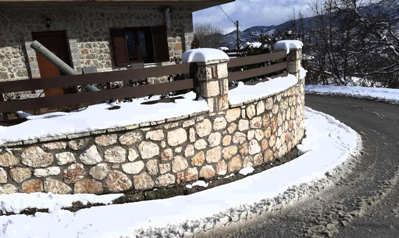 Ξενώνας Στροφυλιά Kato Sinikia Trikalon Exterior photo